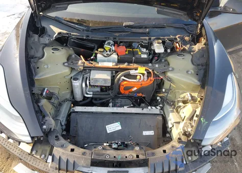 2022 Tesla Model 3 Long Range Dual Motor All-Wheel Drive z USA, uszkodzony, nr VIN 5YJ3E1EB9NF118846